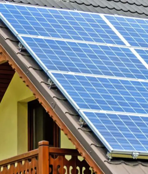 крыша с панелями